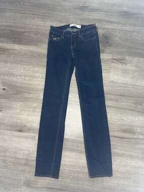 Hollister Skinny Jeans Size 25x33 Dark Wash Blue Denim